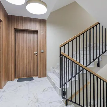 Golden - Cozy - Great Location&kollotaja Appartement *